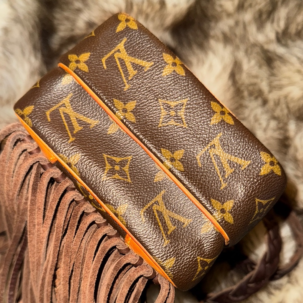 Brown Fringe Designer Crossbody Bag - Picture 10 of 11